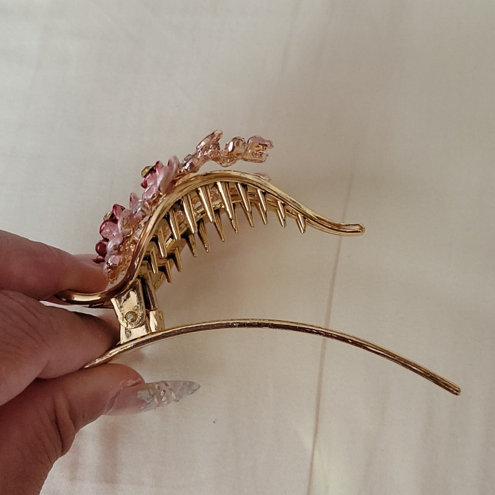 NEW HAIR CLAW CLIP 2 X $15 - Picture 7 of 10